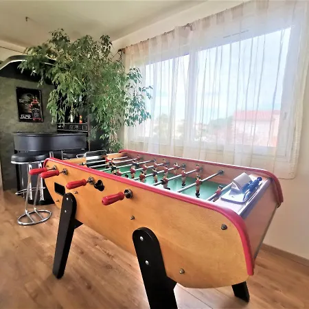 Beautiful Air-conditioned With All Mod Cons With Private Pool, Waterfall And Garden Elne